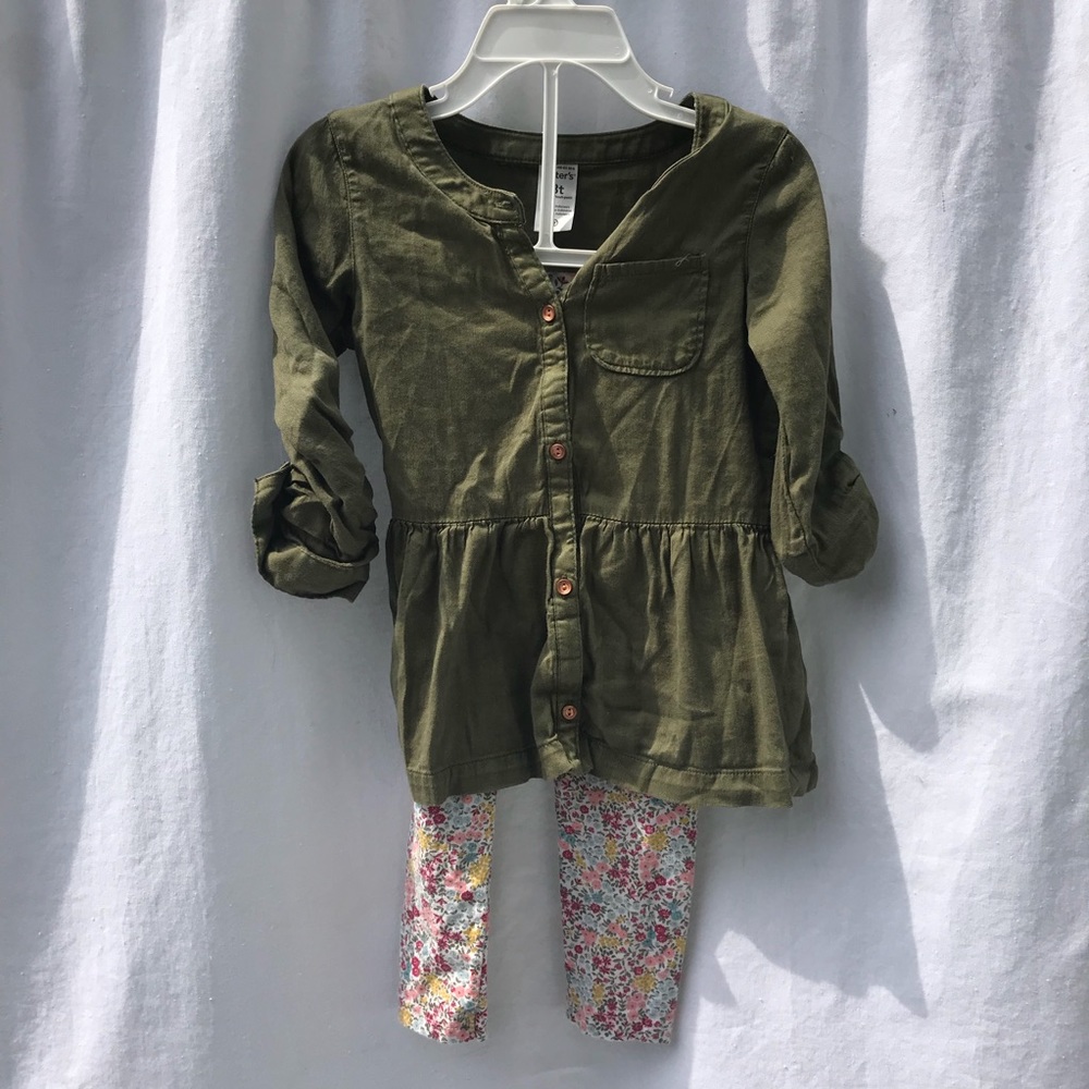 Carter’s | 3T Floral Outfit